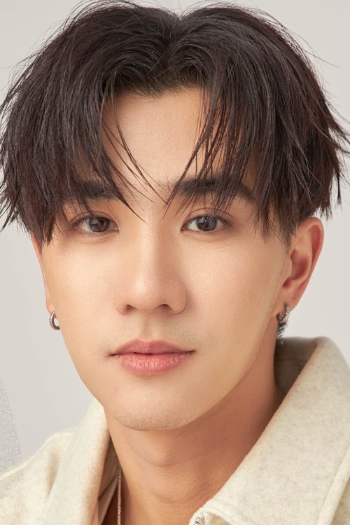 Photo of Tanapon Sukumpantanasan