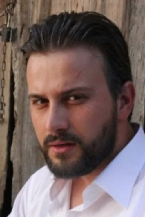 Profile photo of Tarik Tanrisever