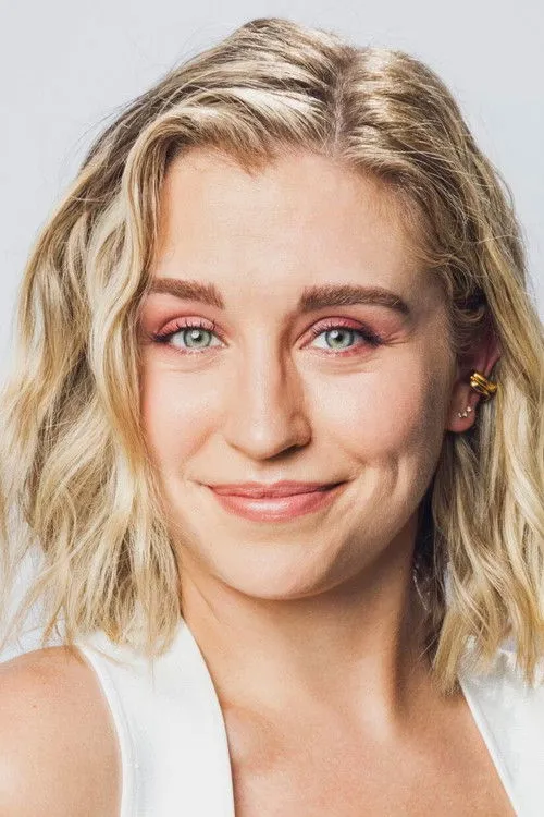 Photo of Taylor Misiak