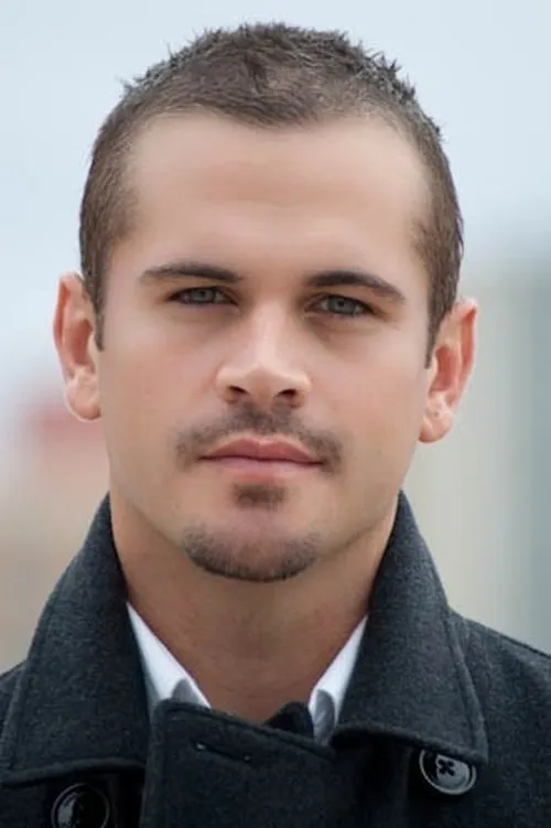 Photo of Thom Hallum