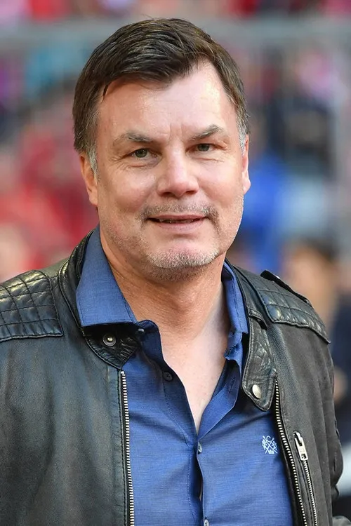 Photo of Thomas Helmer