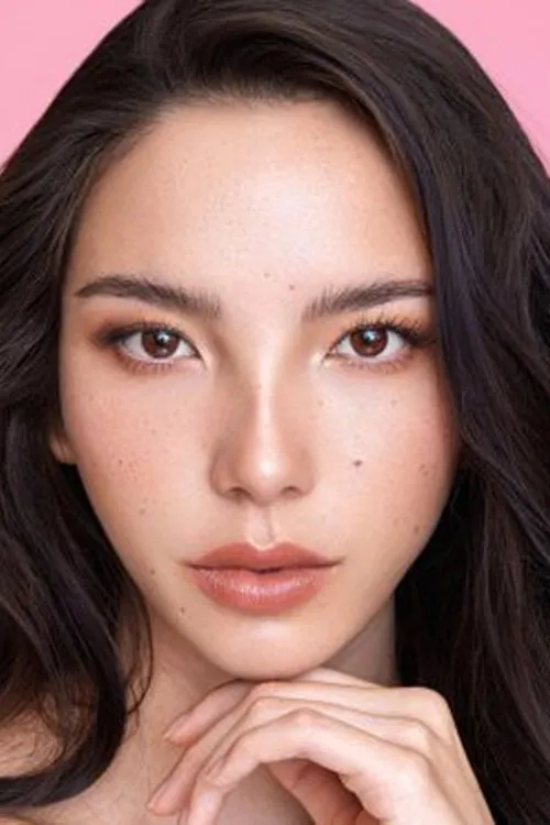 Photo of Tia Taveepanichpan