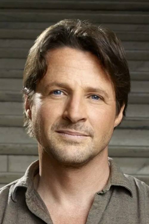 Photo of Tim Guinee