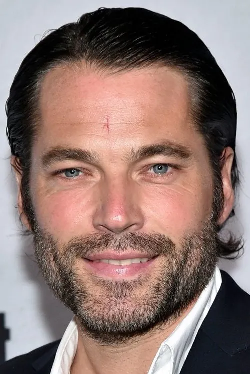 Photo of Tim Rozon