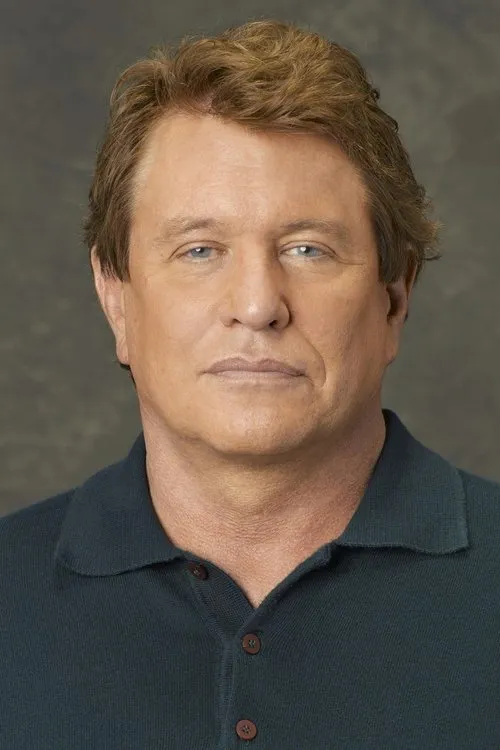 Photo of Tom Berenger