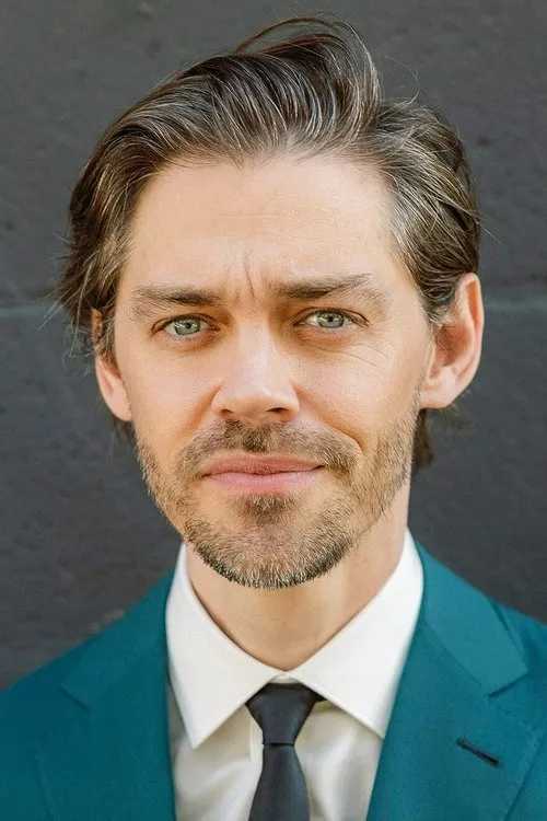 Photo of Tom Payne