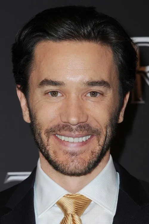 Photo of Tom Pelphrey