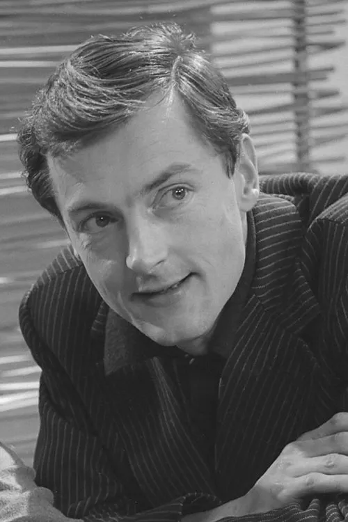 Profile photo of Van Doude