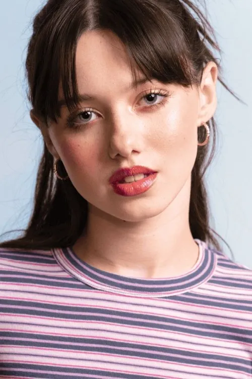 Profile photo of Violet McGraw