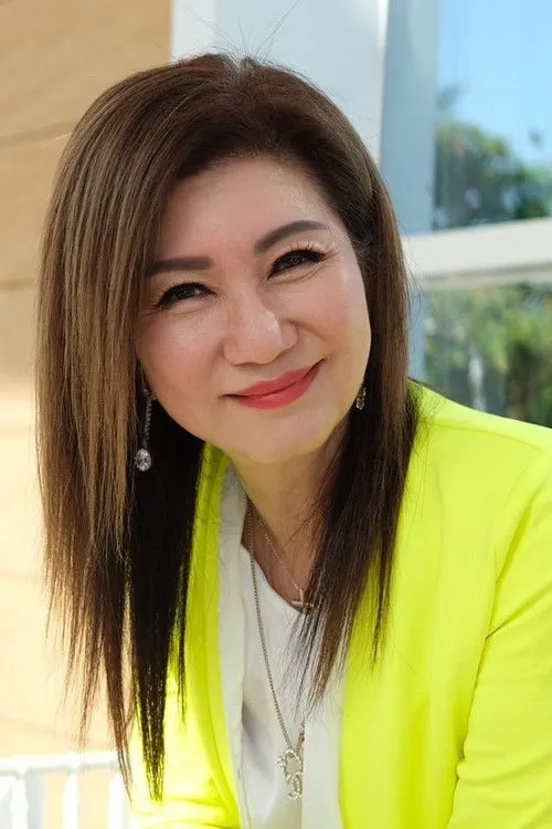 Profile photo of Virginia Lok