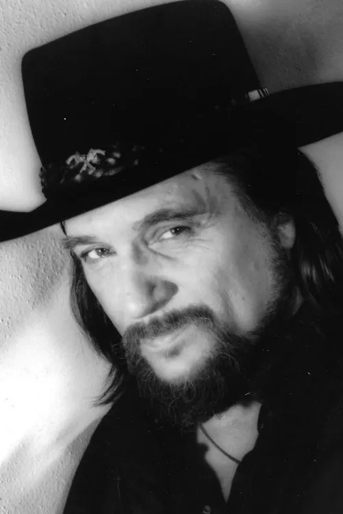 Profile photo of Waylon Jennings