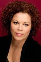 Profile photo of Yahsmin Daviault