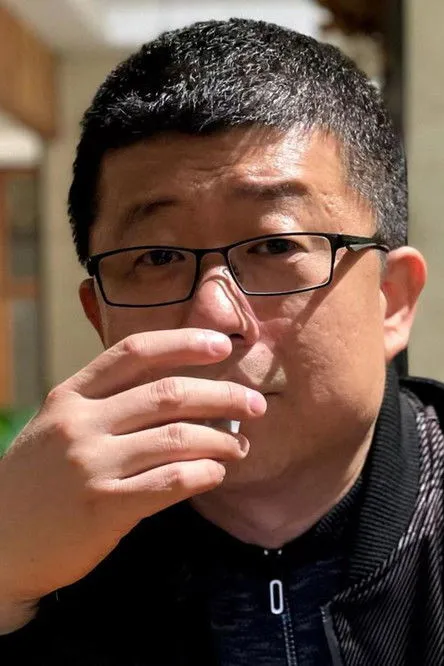 Profile photo of Yi Feng