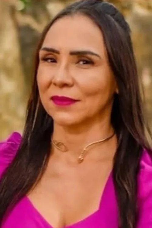 Profile photo of Yoná Sousa