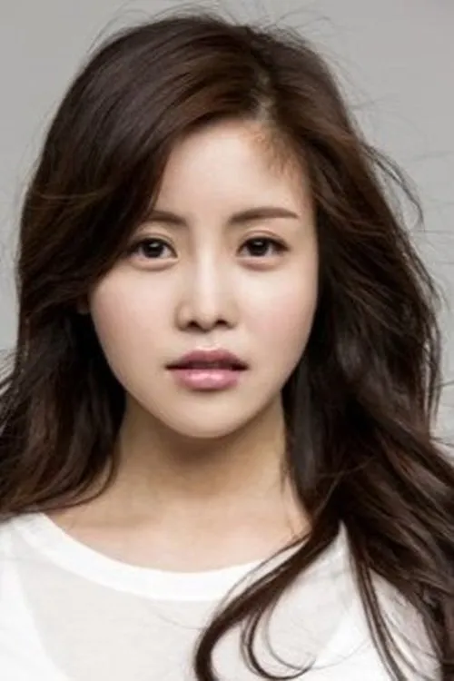 Profile photo of Yoo Min-chae