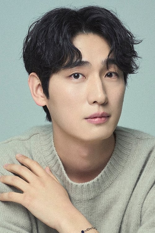 Profile photo of Yoon Park