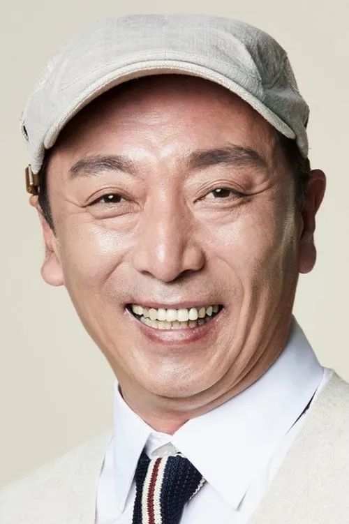 Profile photo of Yum Dong-hun