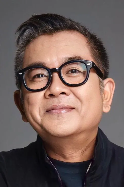 Profile photo of Yutthana Boonaom