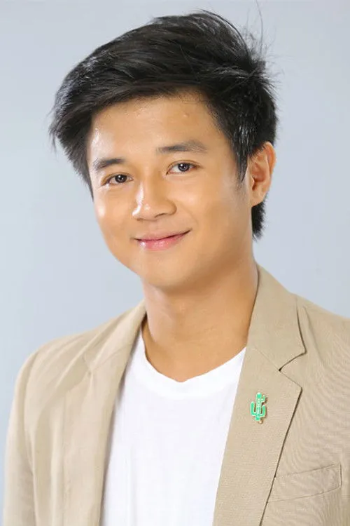 Photo of Yves Flores