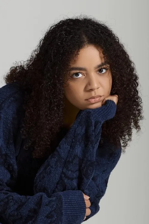 Profile photo of Zara Longe