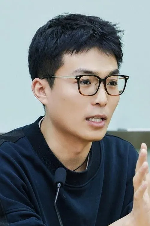 Profile photo of Zhou Yunhai