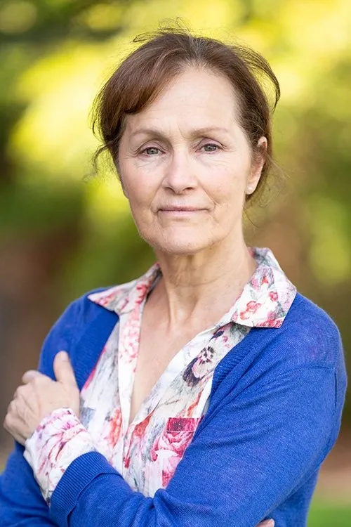 Photo of Zoe Bertram